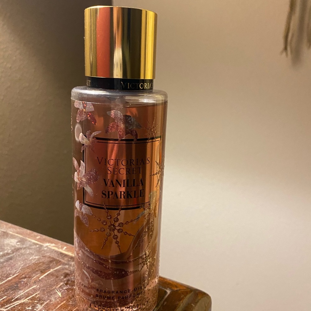 Victoria’s Secret body spray
